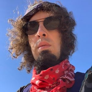 Meet your Posher, Andrew